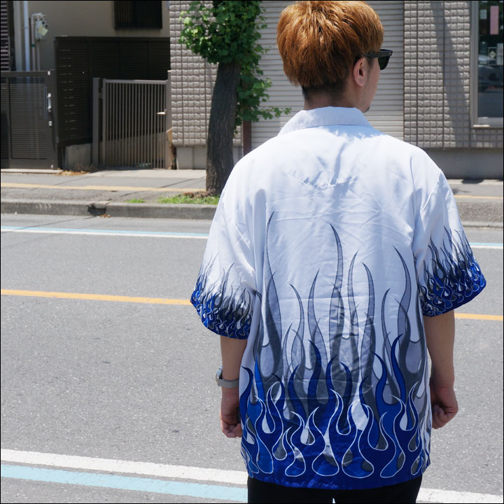 古着のシャツ