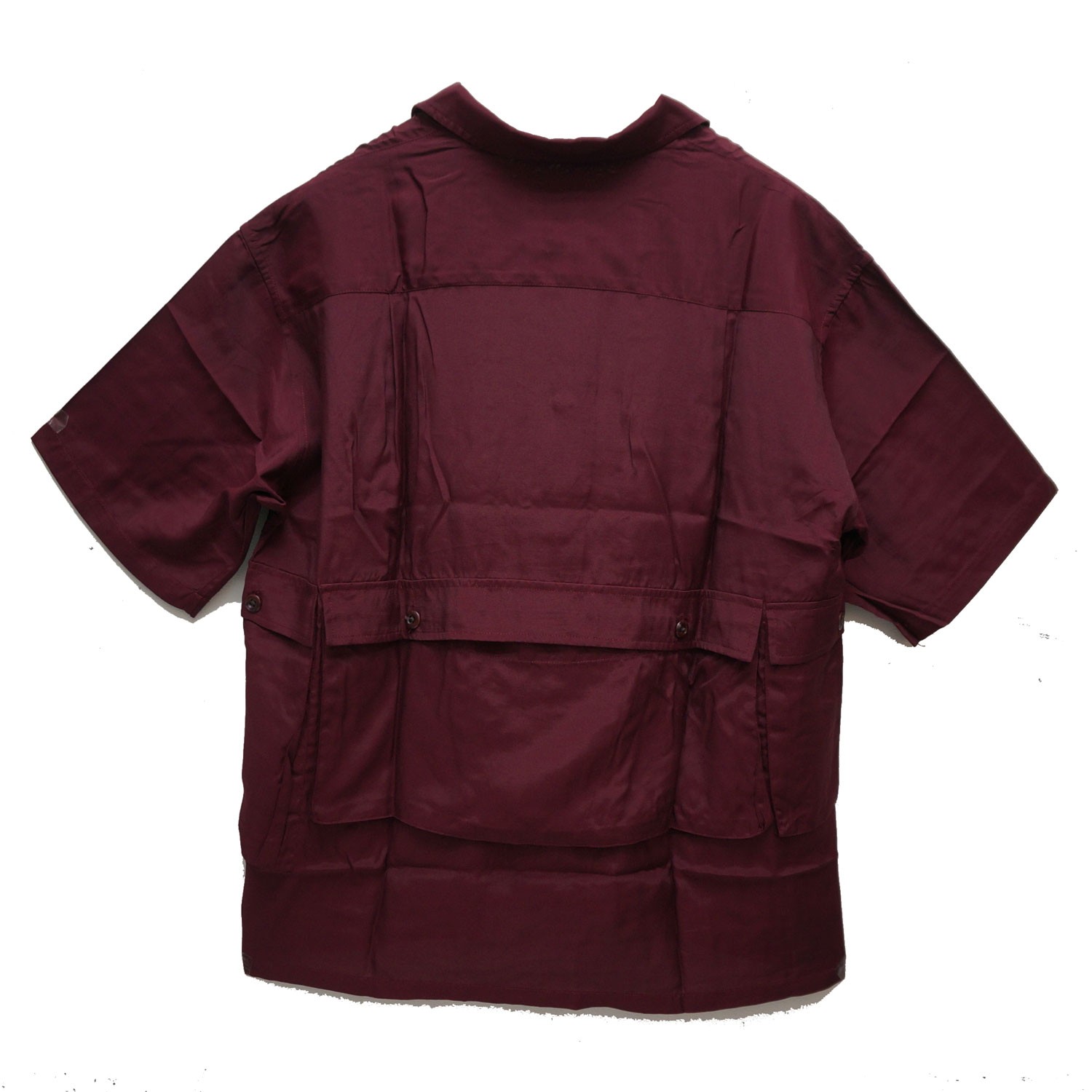 TENBOXのシャツ